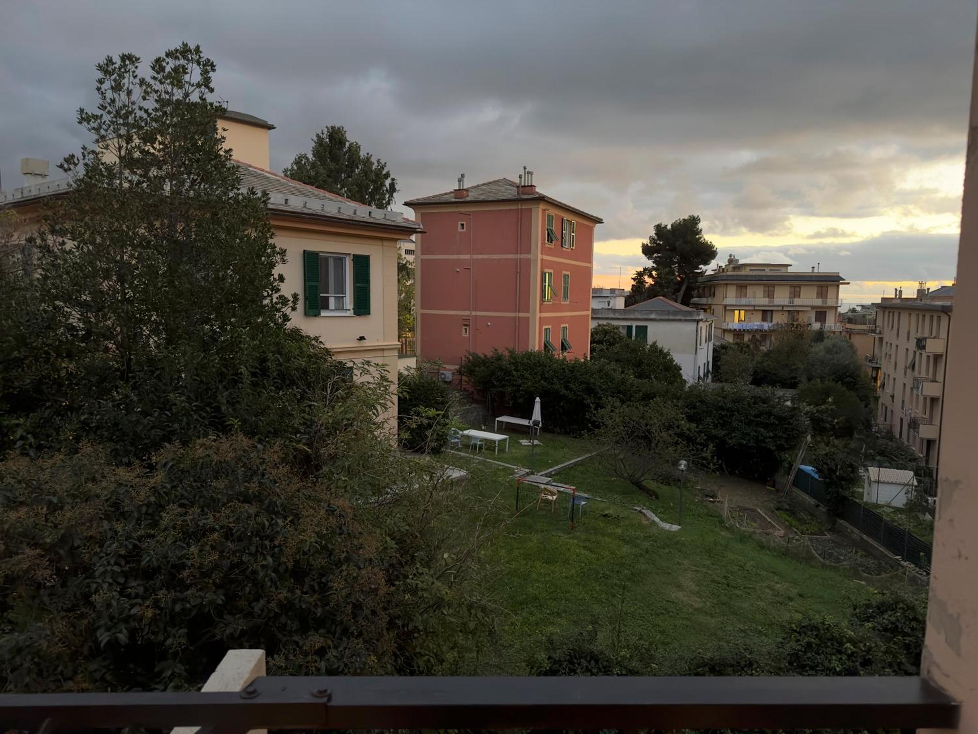 Comfort And Quiet Few Steps From The Ligurian Sea Appartement Genua